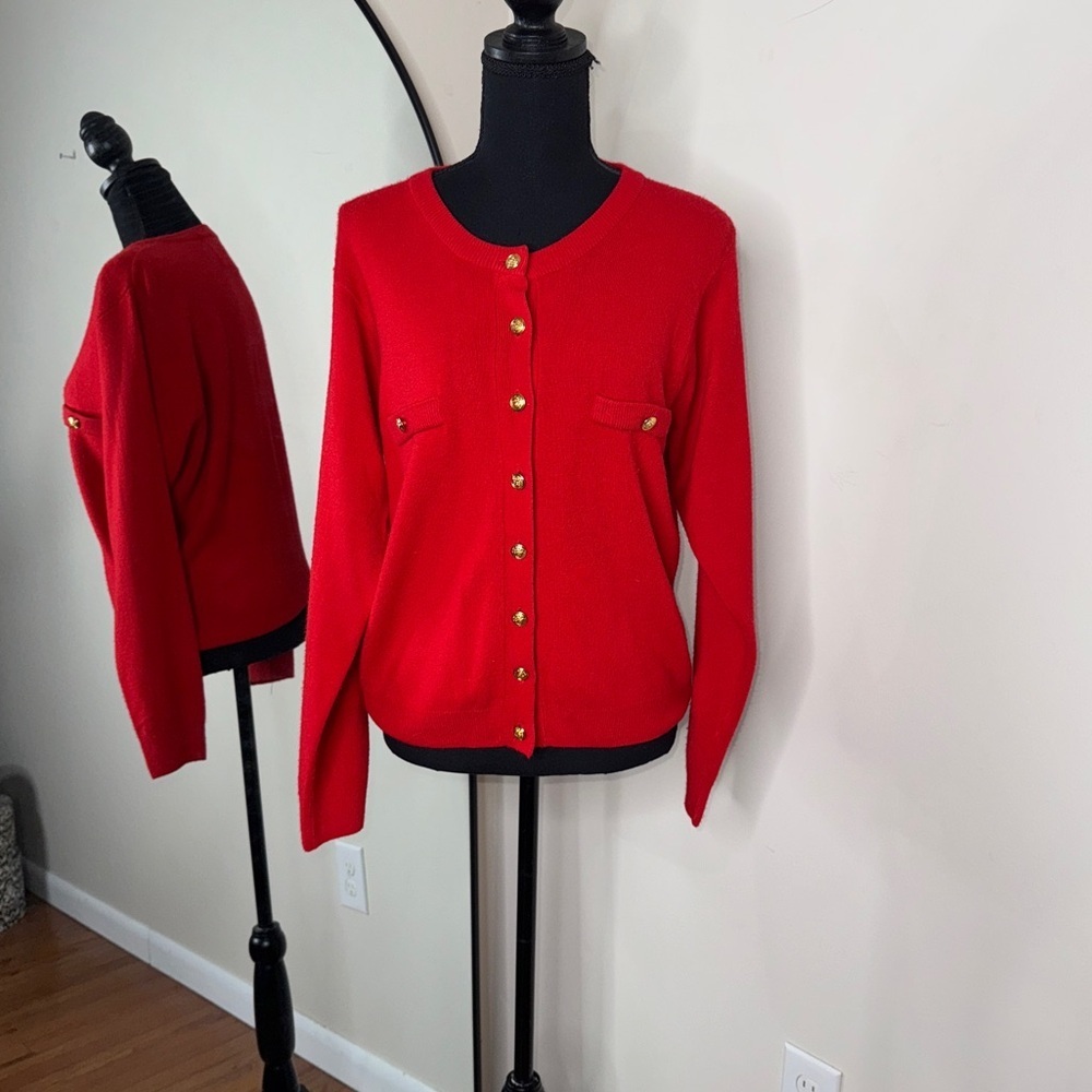 Vintage90s Tapestries button Down Cardigan Gold Button Red Size M